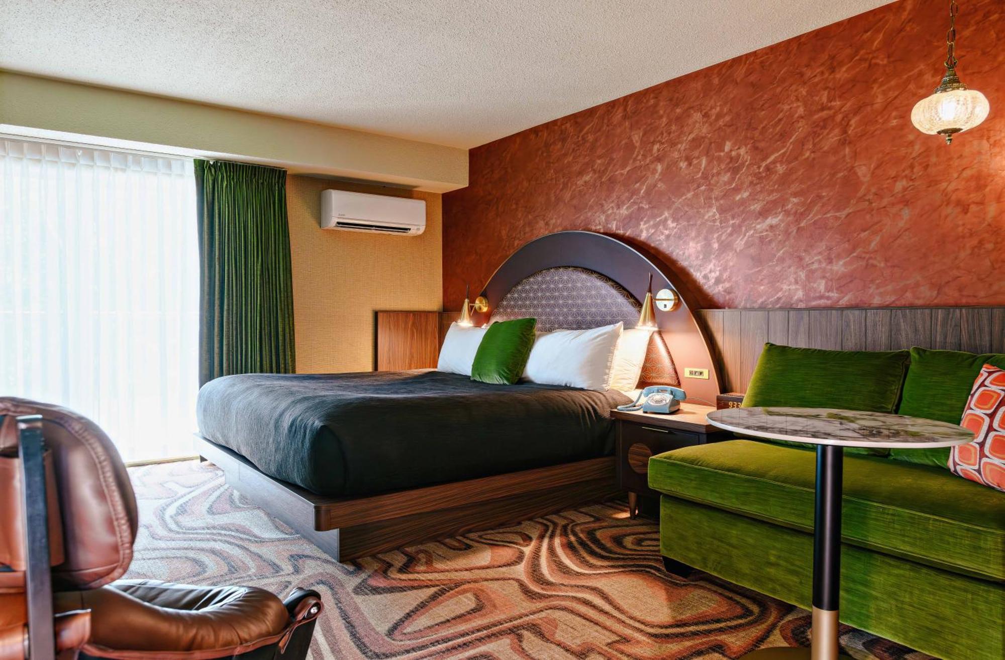 Zed Hotel 3*